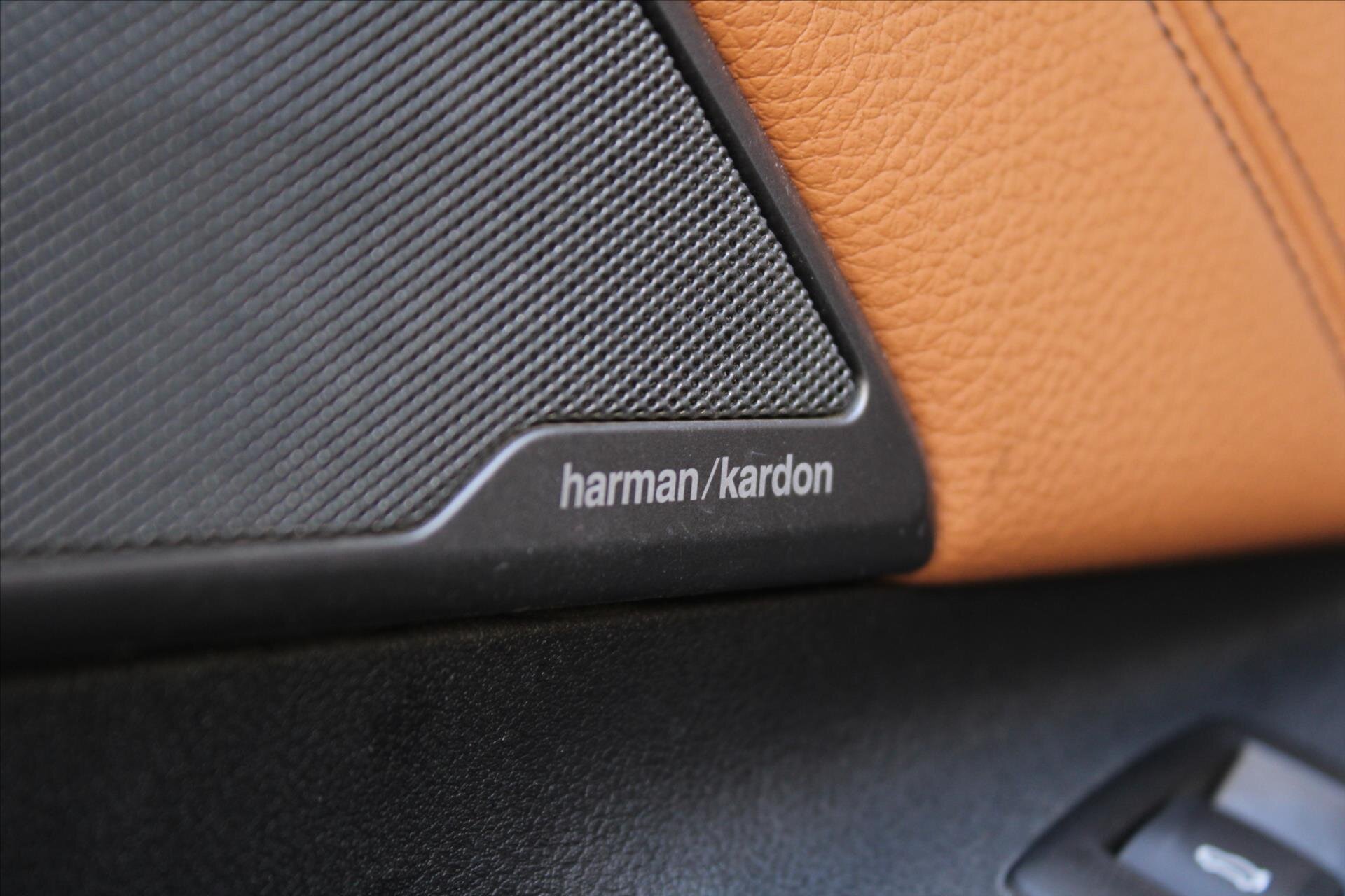 BMW Řada 5 Kombi 3,0 l 195 kw