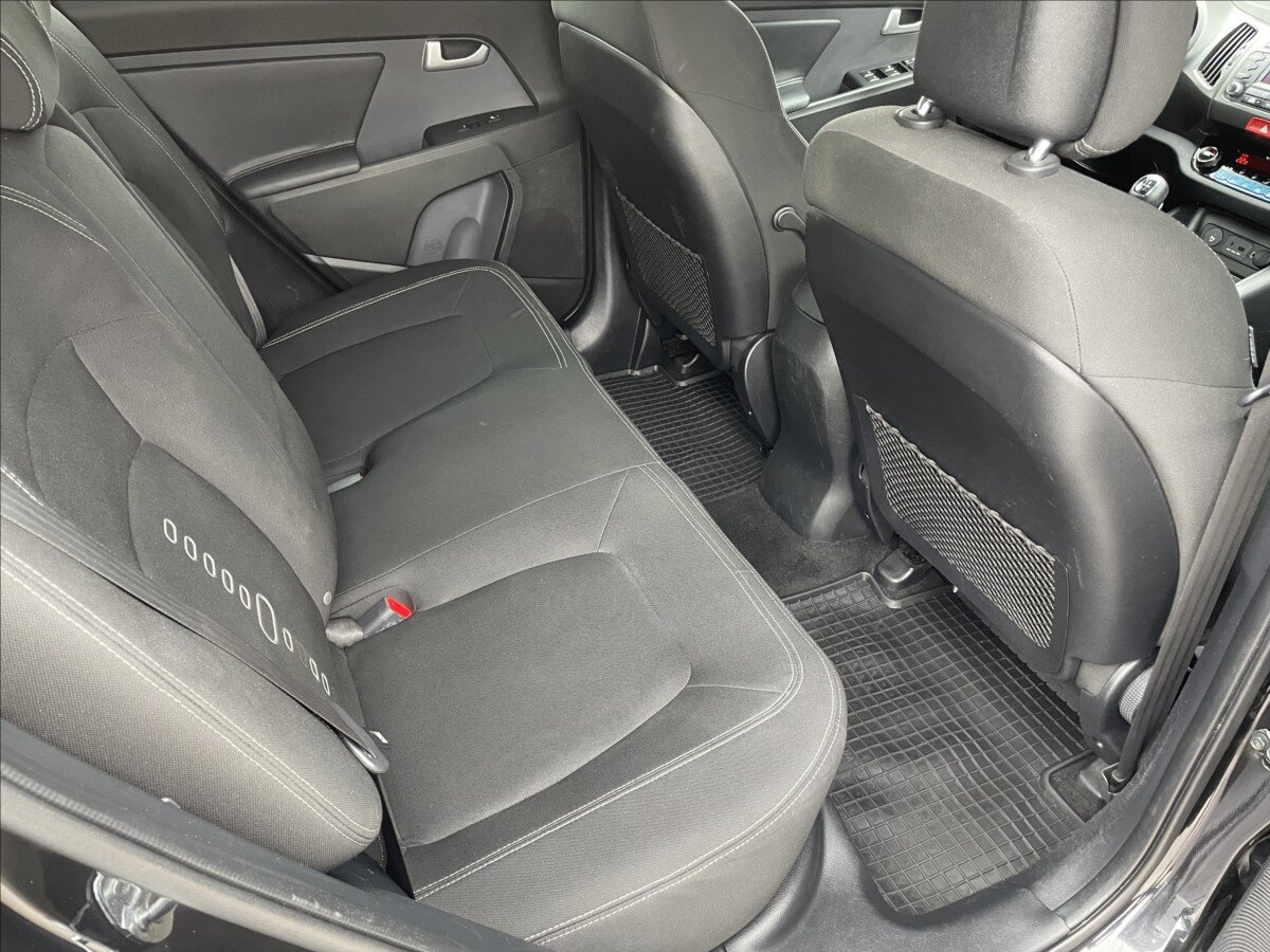 KIA Sportage Kombi 2,0 l 100 kw