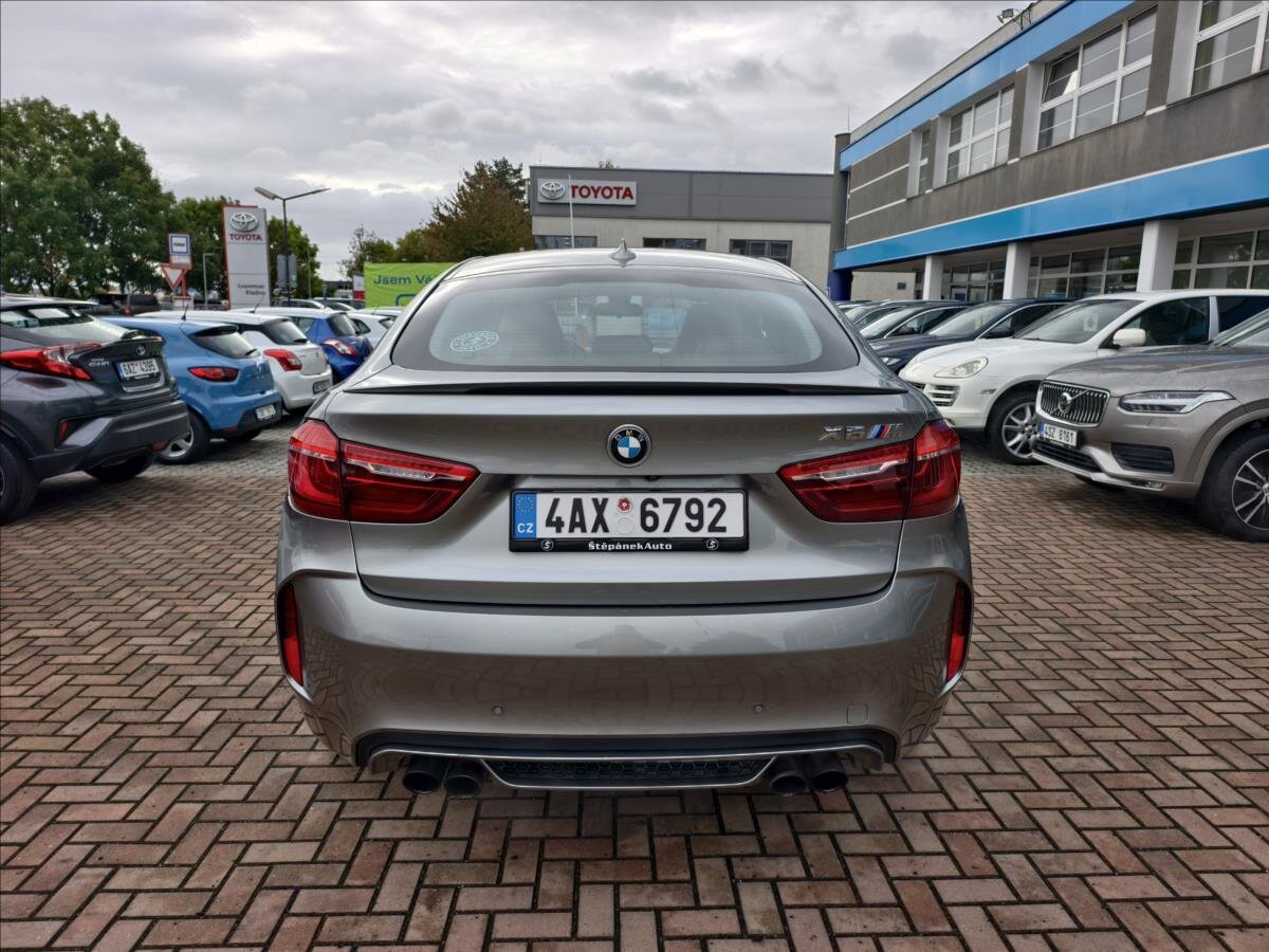 BMW X6 SUV 4,4 l 423 kw