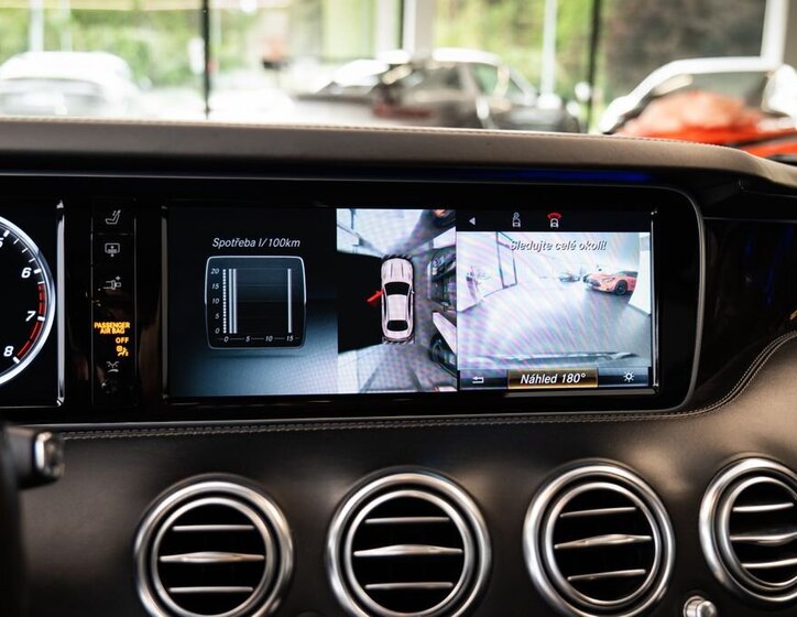 Mercedes-Benz Třídy S Kupé 4,7 l 335 kw