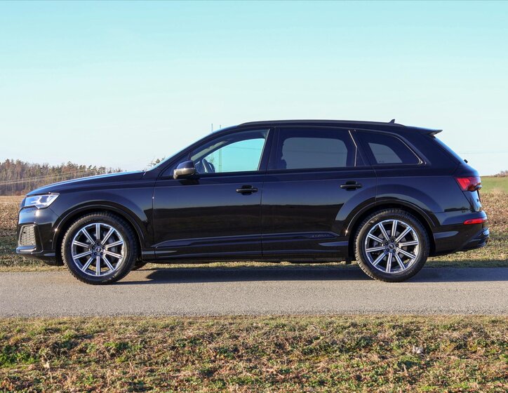 Audi Q7 SUV / Terénní 3,0 l 210 kw