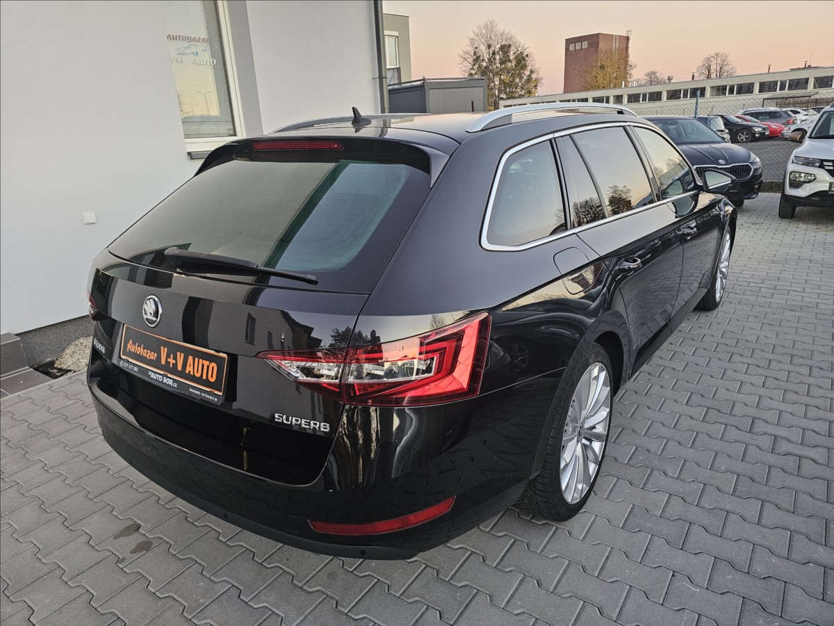 Škoda Superb