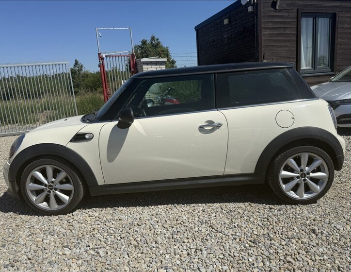Mini Cooper Hatchback 1,6 l 90 kw