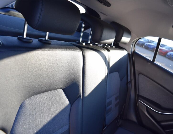 Mercedes-Benz GLA 21