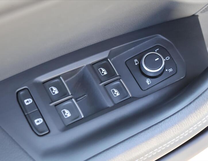 Volkswagen Touareg 20