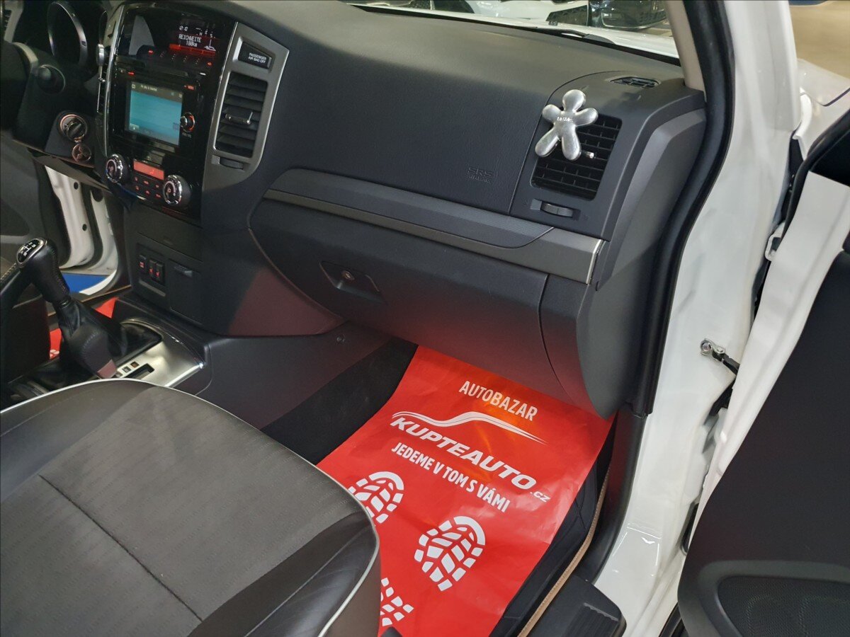 Mitsubishi Pajero Ostatní 3,2 l 147 kw