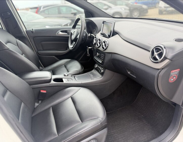 Mercedes-Benz Třídy B Kombi 1,5 l 80 kw