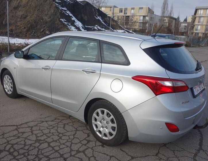 Hyundai i30 12
