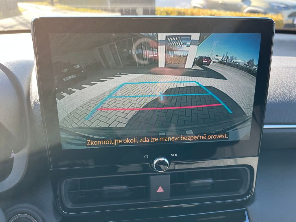 Toyota Yaris Cross SUV / Terénní 1,5 l 68 kw