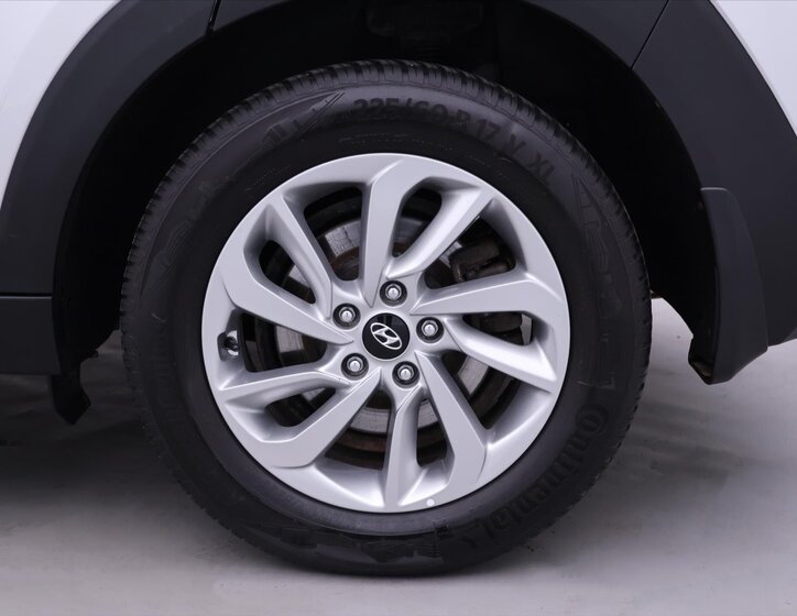 Hyundai Tucson SUV 2,0 l 100 kw