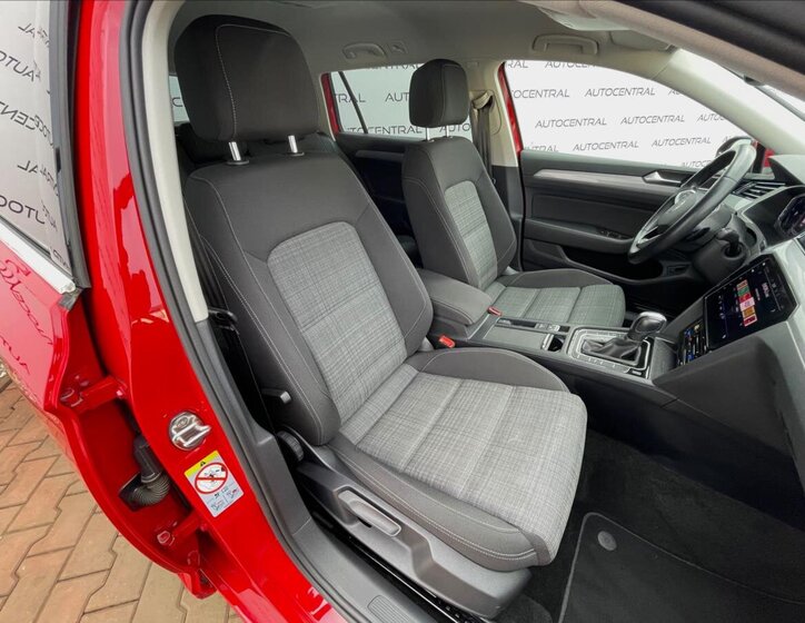 Volkswagen Passat Kombi 2,0 l 90 kw