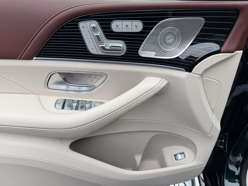 Mercedes-Benz GLS SUV / Terénní 4,0 l 410 kw