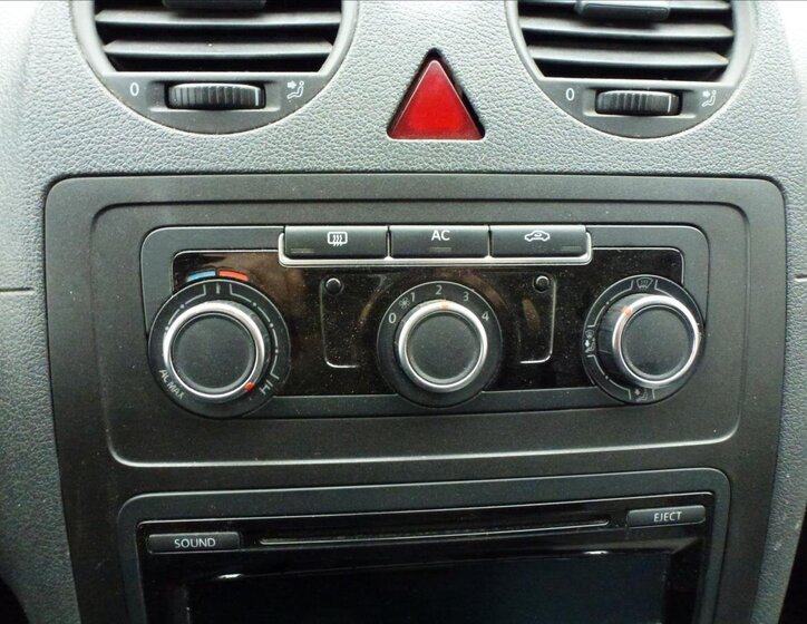 Volkswagen Caddy Skříň 1,6 l 55 kw