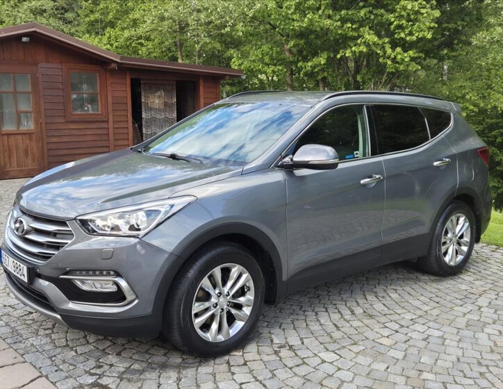 Hyundai Santa Fe SUV 2,2 l 147 kw