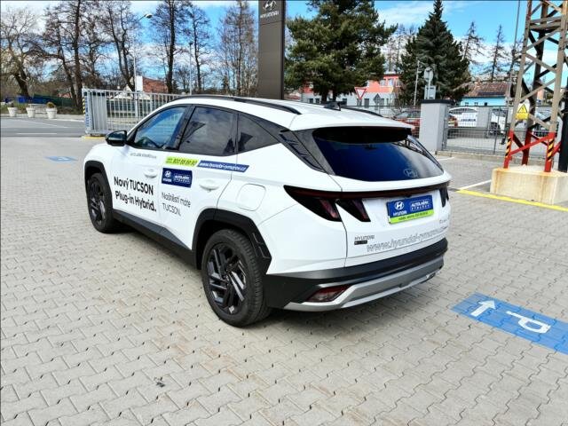 Hyundai Tucson SUV / Terénní 1,6 l 186 kw