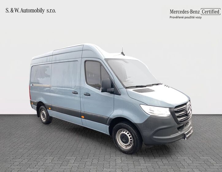 Mercedes-Benz Sprinter 3