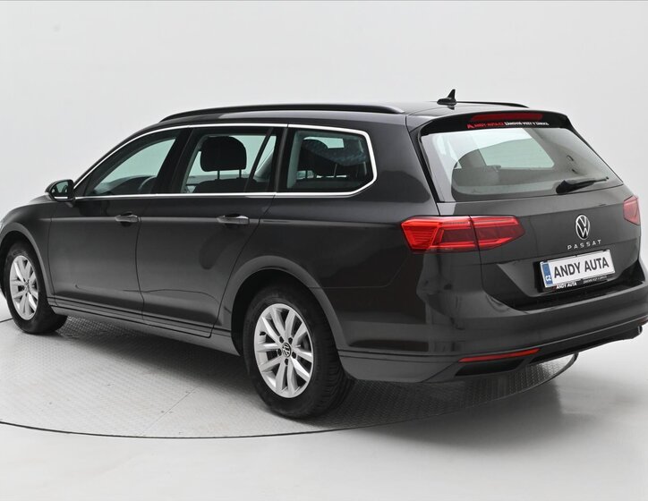 Volkswagen Passat Kombi 2,0 l 90 kw