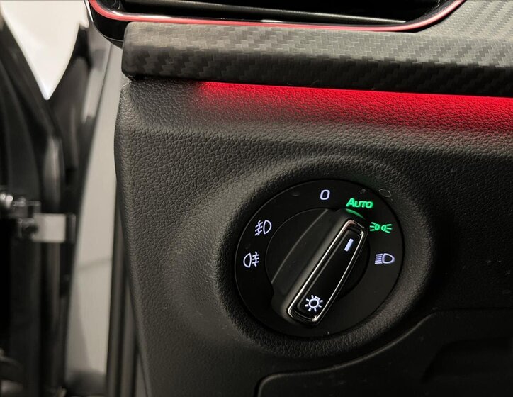 Škoda Kamiq SUV 999,0 85 kw