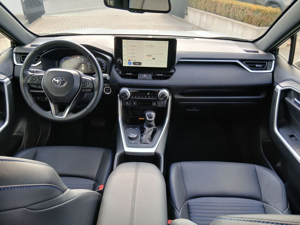 Toyota RAV4 SUV / Terénní 2,5 l 131 kw