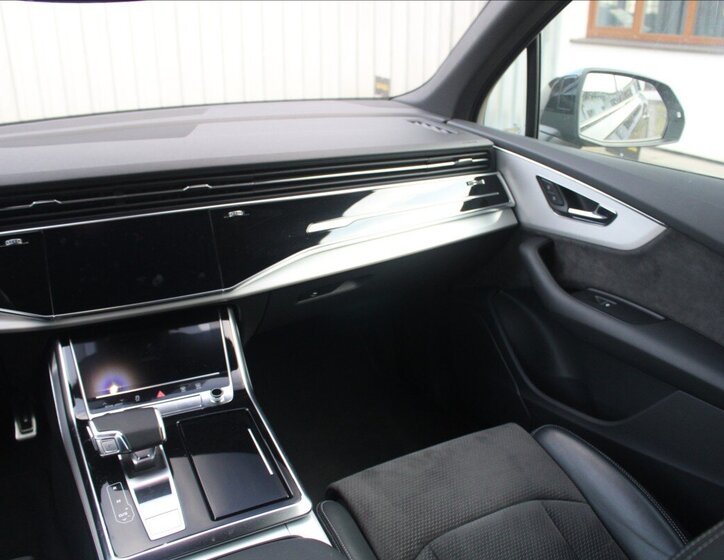 Audi Q7 SUV / Terénní 3,0 l 170 kw