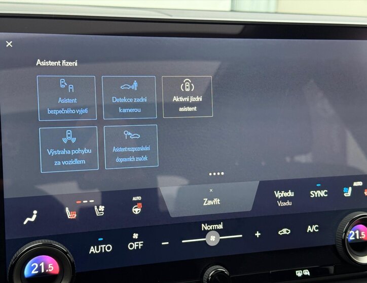 Lexus RX SUV 2,5 l 136 kw