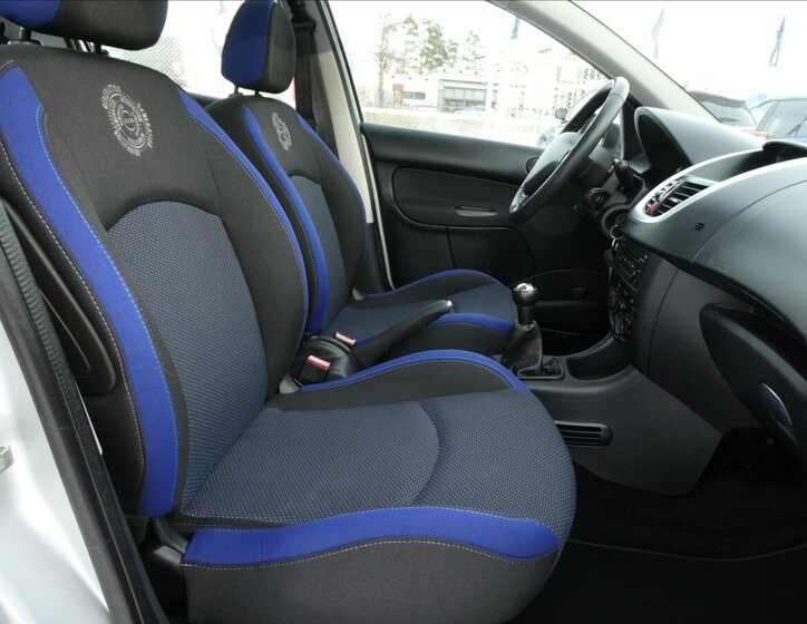 Peugeot 206 Hatchback 1,1 l 44 kw