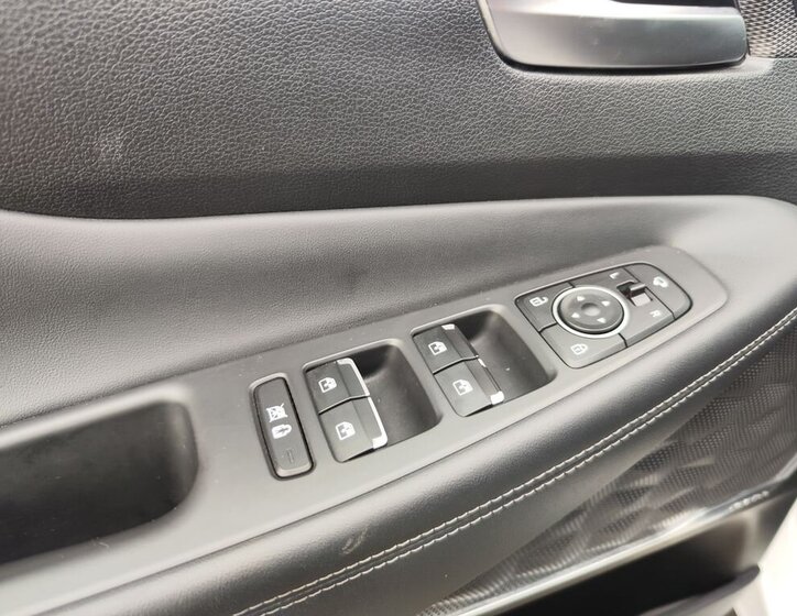 Hyundai Santa Fe SUV 2,2 l 147 kw