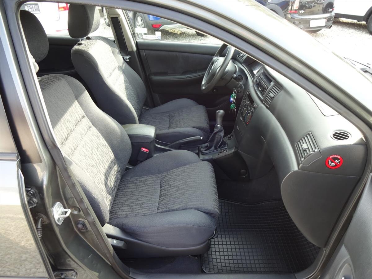 Toyota Corolla Hatchback 1,4 l 71 kw