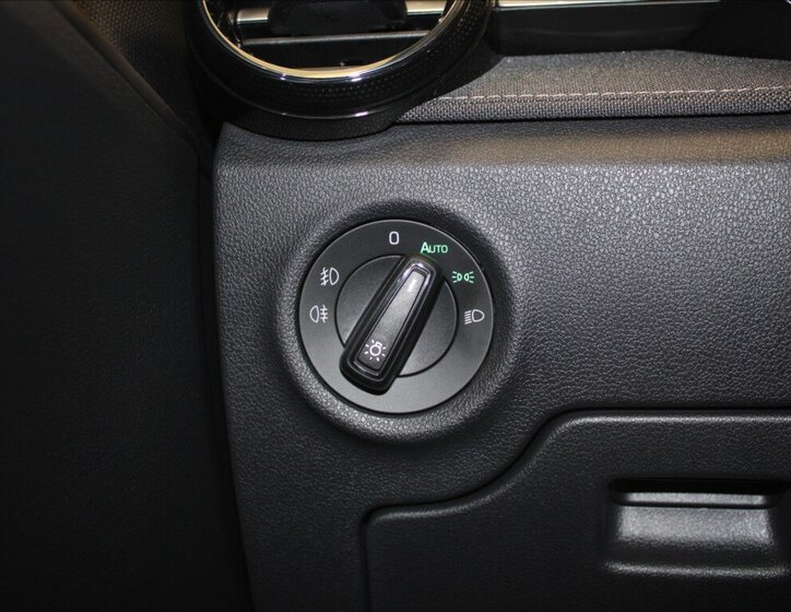 Škoda Fabia Hatchback 999,0 70 kw