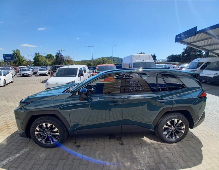 Toyota RAV4 SUV / Terénní 2,5 l 136 kw