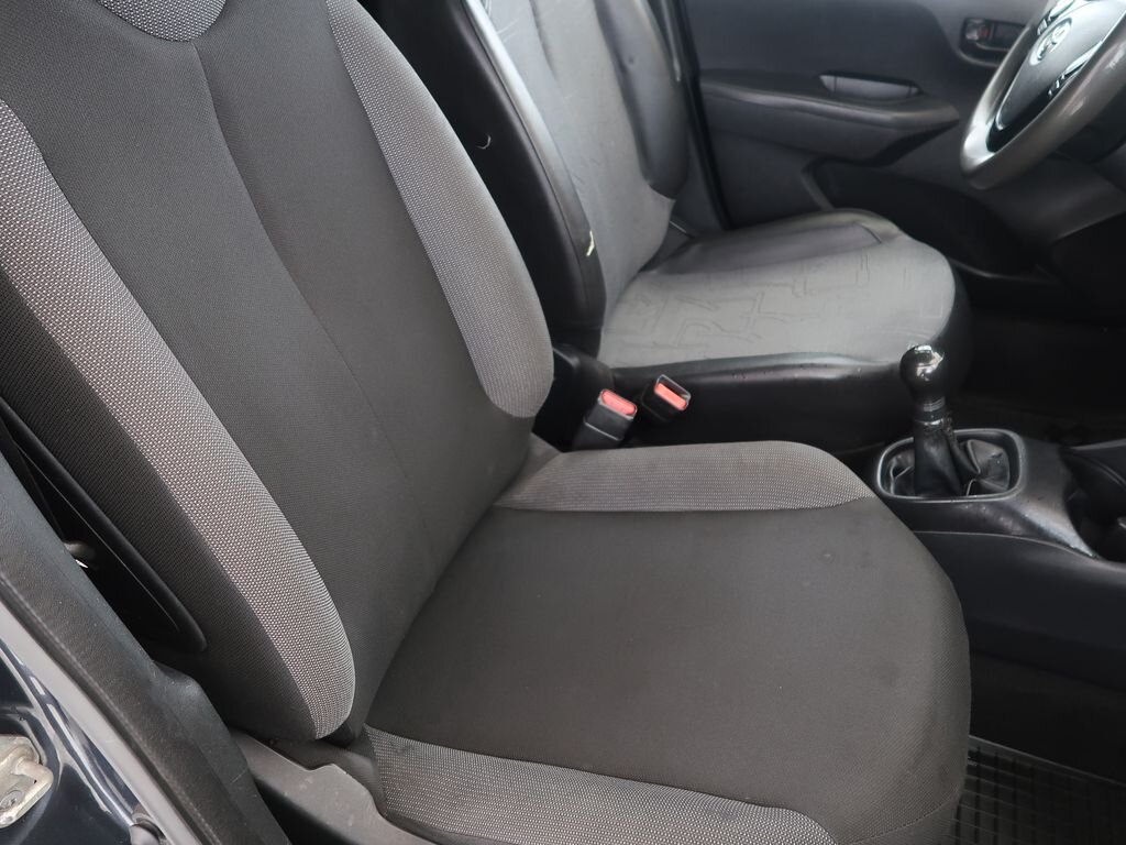 Toyota Aygo Hatchback 998,0 53 kw