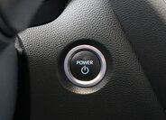 Toyota Corolla Sedan / Limuzína 1,8 l 72 kw