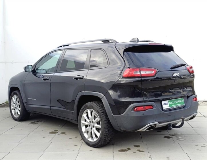 Jeep Cherokee SUV 3,2 l 200 kw