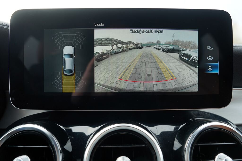 Mercedes-Benz GLC SUV / Terénní 2,0 l 143 kw