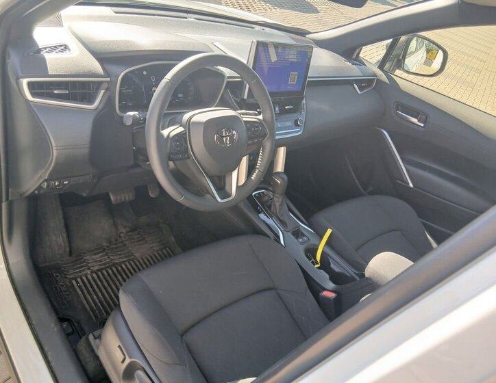 Toyota Corolla Cross SUV / Terénní 2,0 l 112 kw