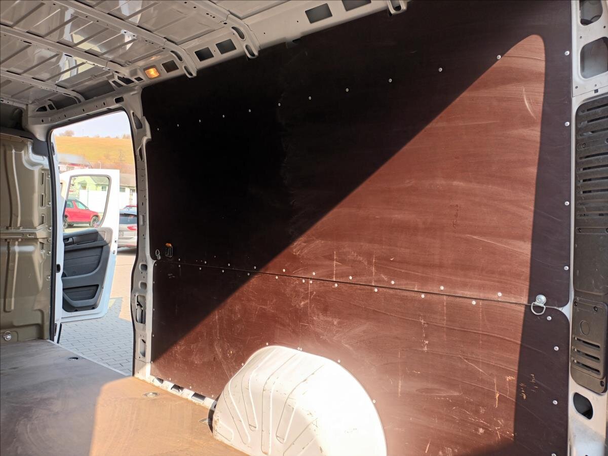 Fiat Ducato Skříň 2,2 l 132 kw