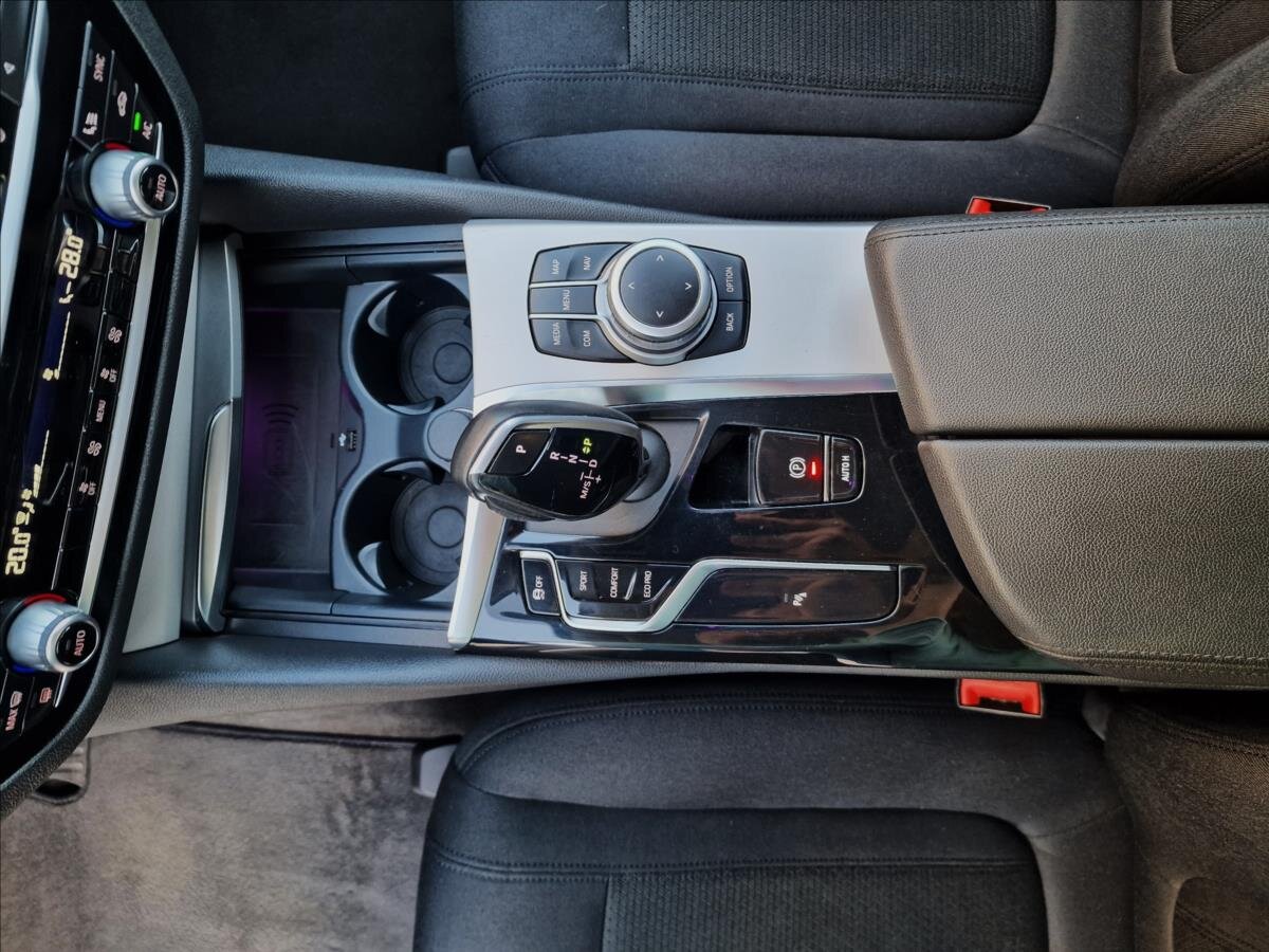 BMW Řada 5 Kombi 2,0 l 140 kw