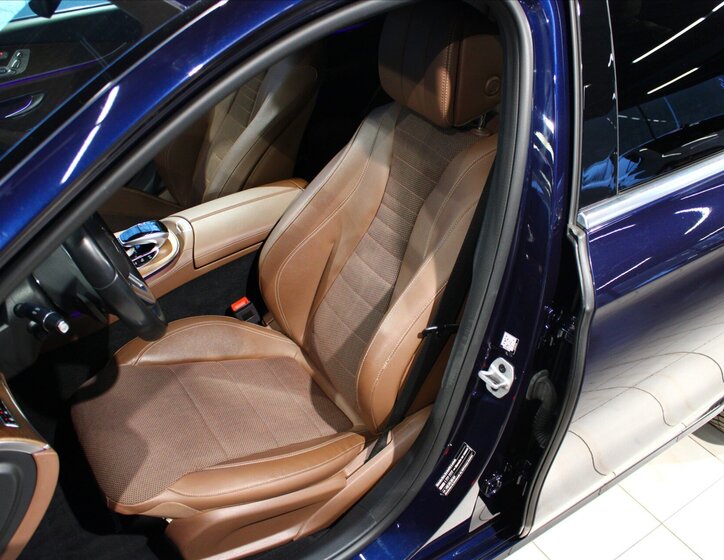 Mercedes-Benz Třídy E Sedan 1,6 l 118 kw