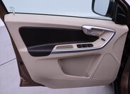 Volvo XC60 SUV / Terénní 2,4 l 120 kw