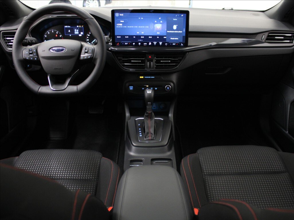 Ford Focus Kombi 999,0 114 kw