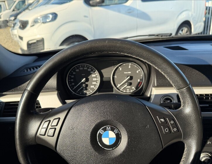 BMW Řada 3 Kombi 2,0 l 105 kw