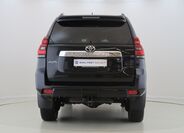 Toyota Land Cruiser 6