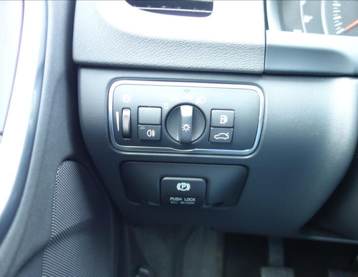 Volvo V60 34