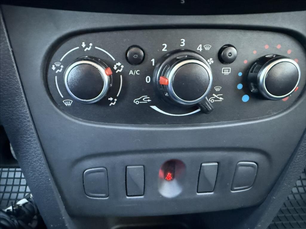 Dacia Sandero Hatchback 999,0 54 kw