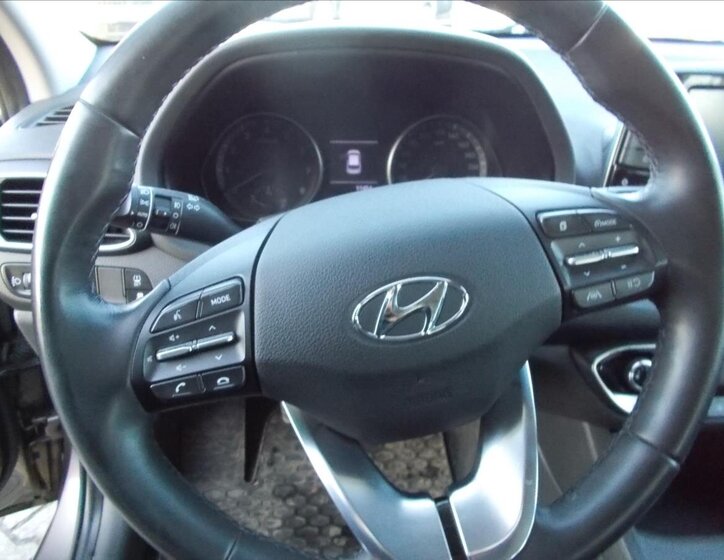 Hyundai i30 Kombi 998,0 88 kw