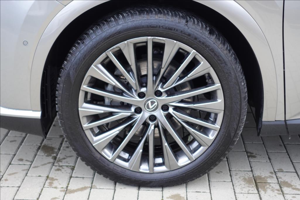 Lexus RX 450h plus