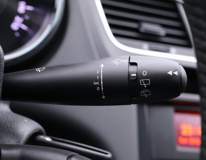 Peugeot 5008 MPV 1,6 l 88 kw