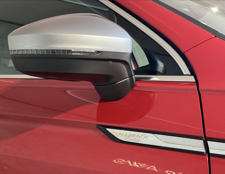 Volkswagen Tiguan Allspace 7