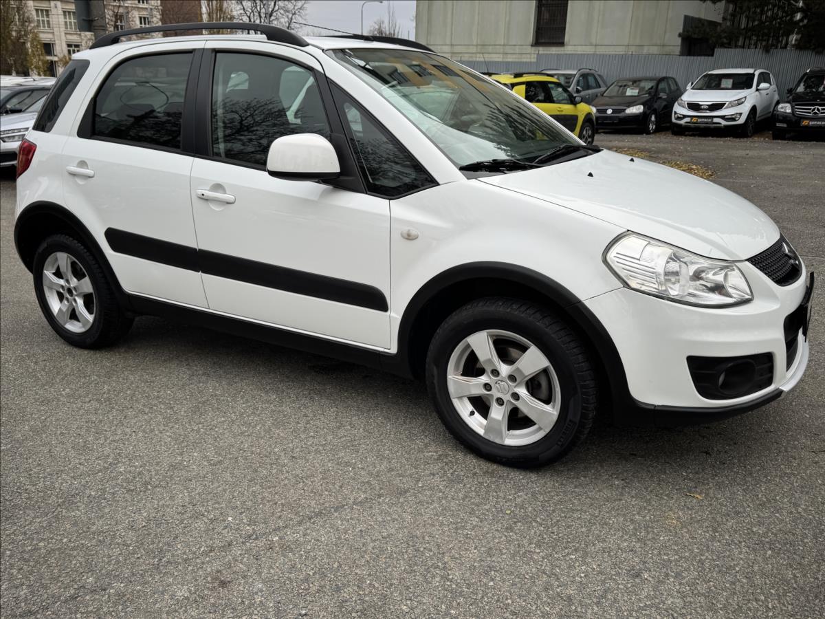 Suzuki SX4