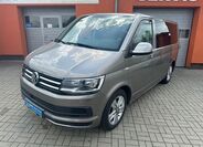 Volkswagen Caravelle 1